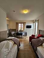 Riverfront Lodge