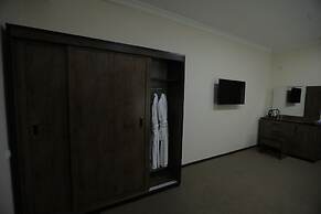 Ayvon Express Hotel