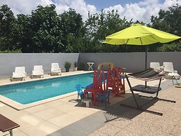 Apartments Orange Medulin
