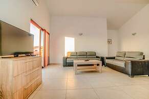 Apartments Orange Medulin