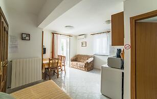 Apartments Silvano 407
