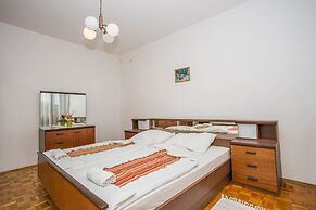 Apartments Adria