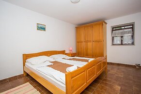 Apartments Adria