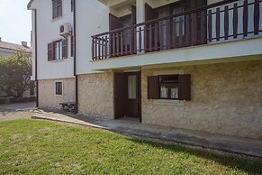 Apartments Adria