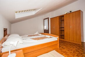 Apartments Adria