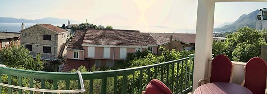 Apartments Zderic