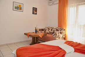 Apartments Zderic