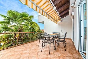 Apartments Paliaga
