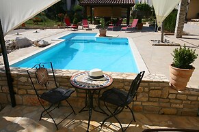 Villa Nada Flores