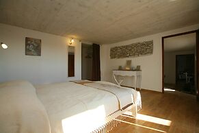 Villa Nada Flores