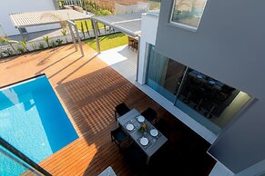 Cove Seaview Villas