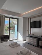 Las Hotel & Spa