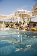 Las Hotel & Spa