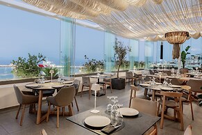 Las Hotel & Spa
