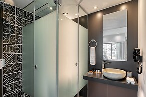 Las Hotel & Spa