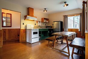 Pine Bungalows