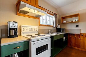 Pine Bungalows