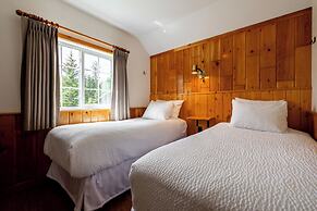 Pine Bungalows