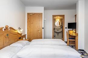 Hotel Tirol Natural Idyll