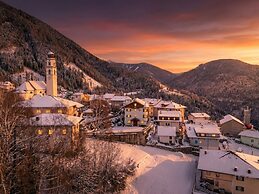 Hotel Tirol Natural Idyll