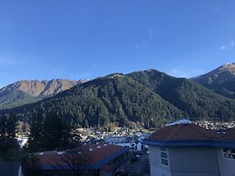 Ramada by Wyndham Queenstown Central