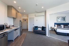 Ramada by Wyndham Queenstown Central