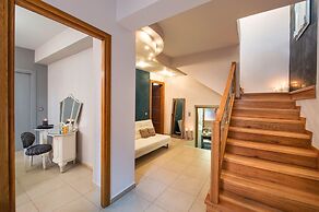 Centro Houses