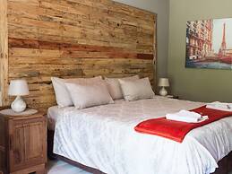 Gemstone Guest House