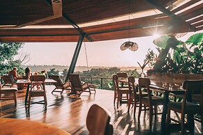 La Loma Jungle Lodge