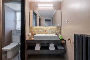 2 Mazi Suites