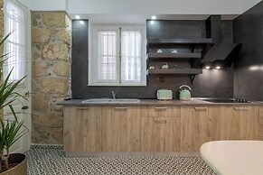 2 Mazi Suites