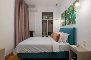 2 Mazi Suites