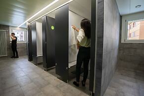 Nyon Hostel
