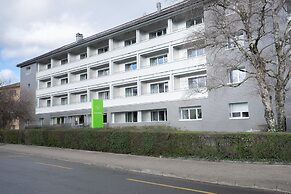Nyon Hostel