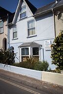 Hill View House
