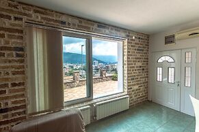Contessa Apartments