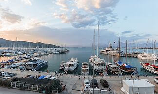 Harbour Suites