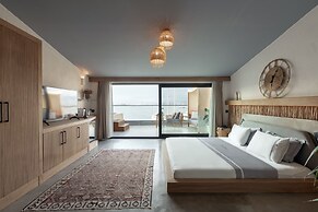Harbour Suites