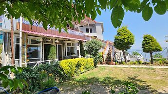 Viewtoria Resort