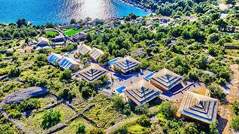 New Horizons Resort