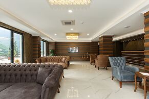 Grand Mela Hotel