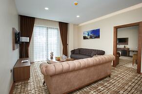 Grand Mela Hotel