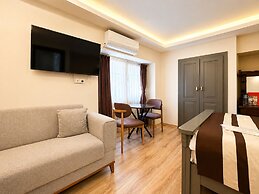 The Peraport Hotel