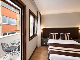 The Peraport Hotel
