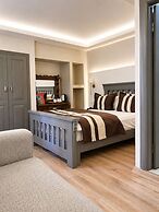 The Peraport Hotel