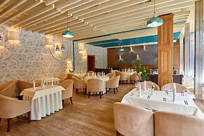 Hotel Vostok