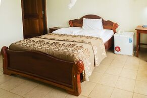 Palm World Hotel