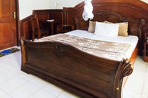 Palm World Hotel
