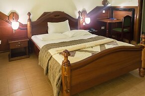 Palm World Hotel