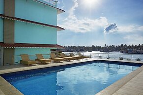 Indy Waterfront Resort